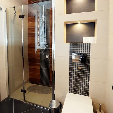 Golden Sun Apartament Bursztynowy 5 * Kołobrzeg